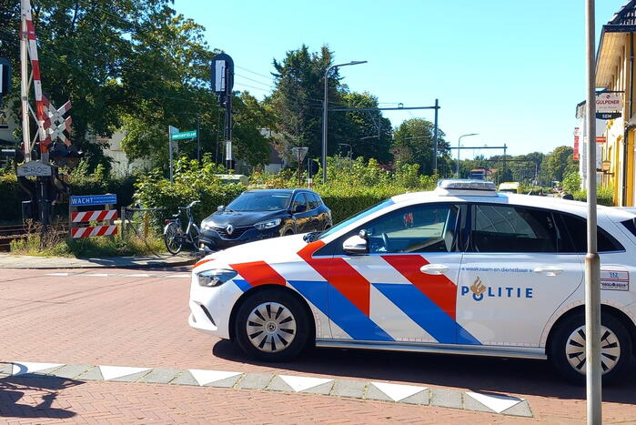 Automobilist ziet scooterrijder over het hoofd