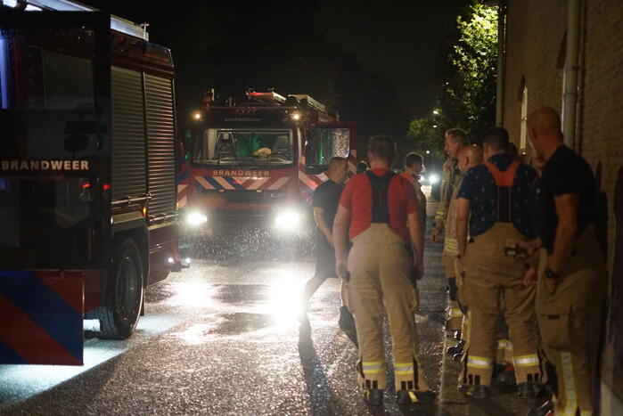 Grote inzet hulpdiensten na melding van persoon te water