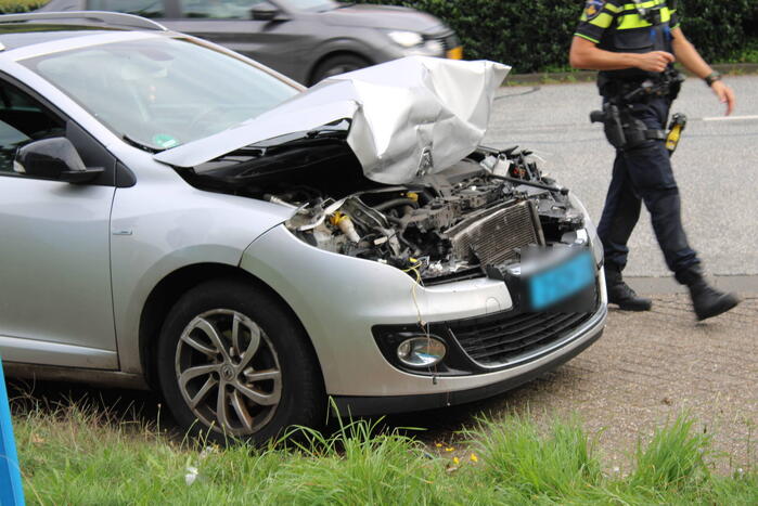 Vijf personenauto's betrokken bij aanrijding