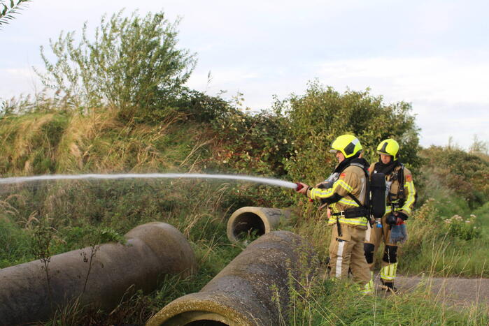 Bermbrand snel onder controle