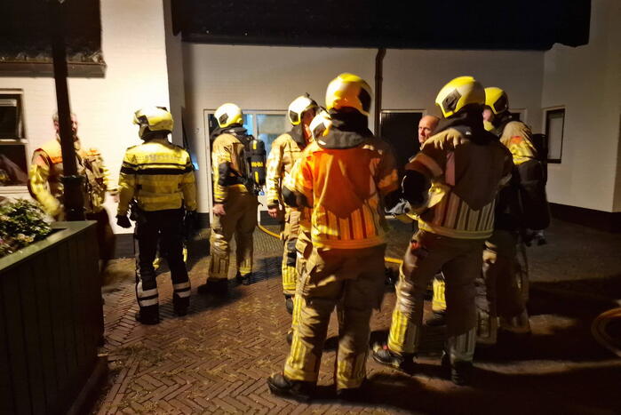 Hevige rookontwikkeling bij brand in woning