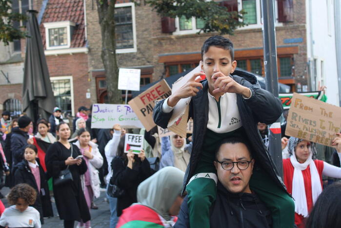 Pro Palestina demonstratie trekt veel mensen