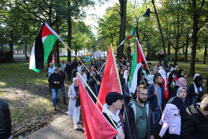 Pro Palestina demonstratie trekt veel mensen