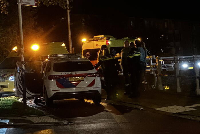 Incident achter in politieauto