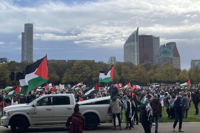 Grote opkomst pro-palestina demonstratie op het Malieveld