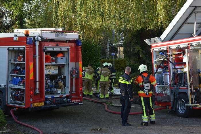 Vermoedelijk asbest vrijgekomen bij uitslaande brand