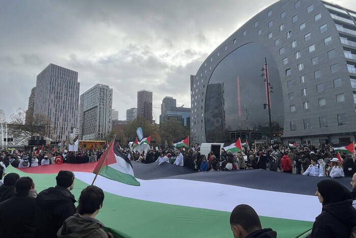 Grote opkomst pro Palestina demonstratie