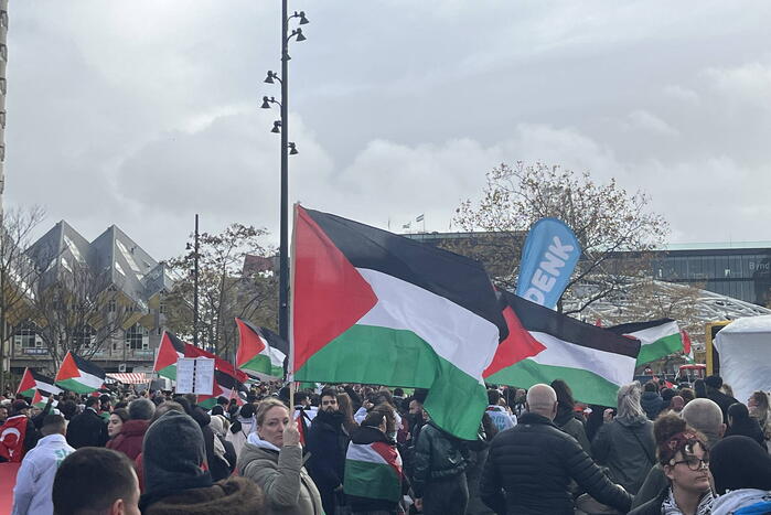 Grote opkomst pro Palestina demonstratie