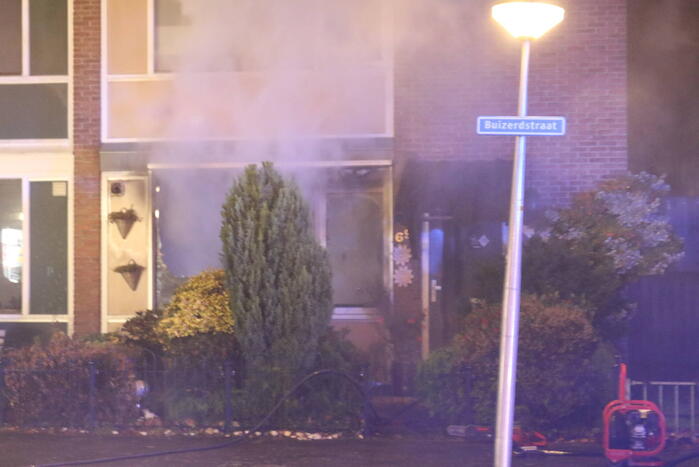 Veel rook door brand in woning