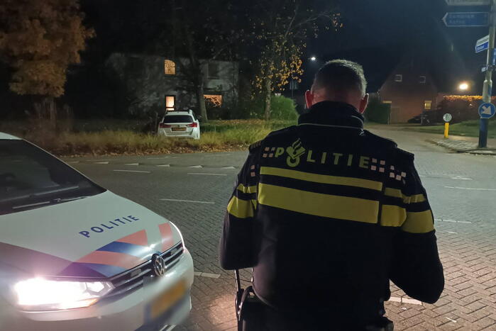 Schade bij botsing tussen twee auto's