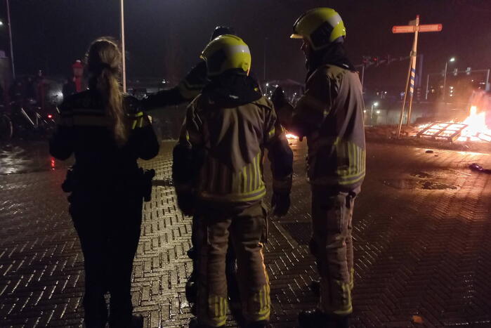 Buitenbrand geblust na sein veilig van politie