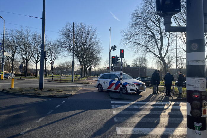 Fietser geschept door automobilist