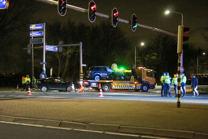 Meerdere gewonden bij fikse aanrijding