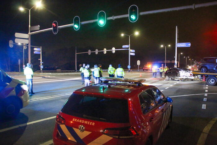 Meerdere gewonden bij fikse aanrijding