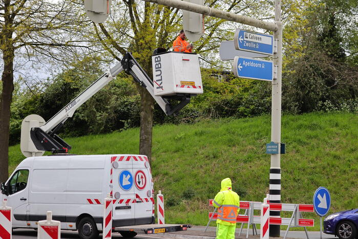 Nog dagen lang hinder na verkeersongeval op kruising