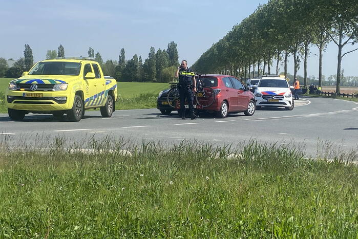 Schade na botsing tussen twee voertuigen