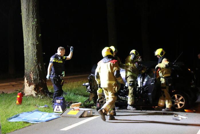 Automobilist zwaargewond bij ongeval