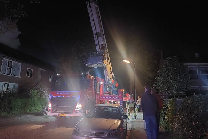 Brandweer ingezet voor uitslaande brand