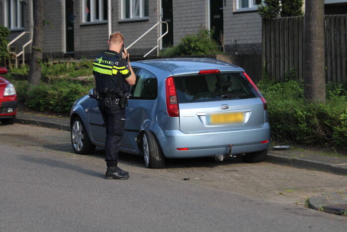 Automobilist die onwel raakt veroorzaakt ravage