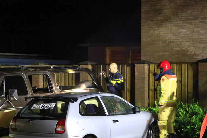 Flinke schade na brand in geparkeerde auto