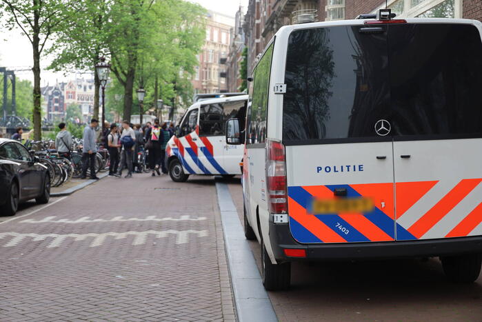 Ruim 200 pro-Palestina demonstranten dringen Stopera binnen