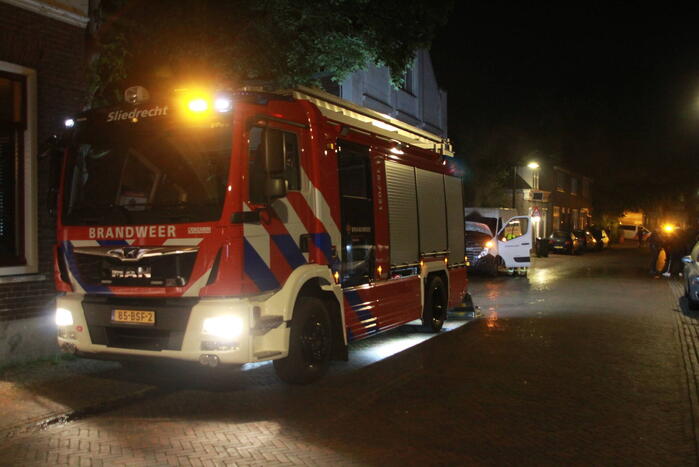 Voorkant bestelbus afgebrand