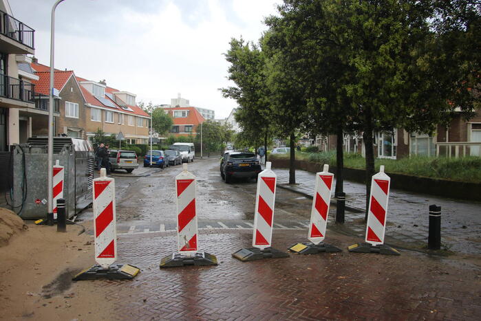 Stroomuitval en overstromingen door hevige regenval