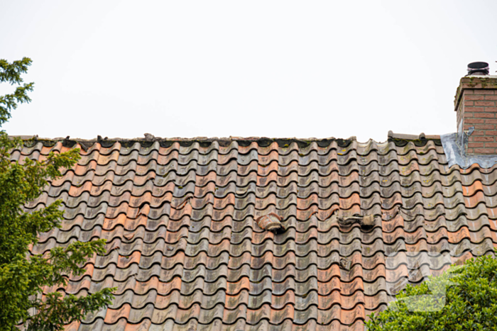 Dak beschadigd door harde wind