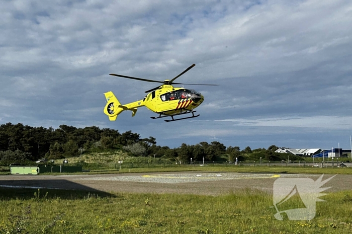 Traumahelikopter landt ter ondersteuning bij de huisartsenpraktijk