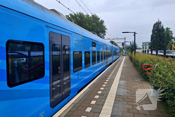 Geen treinen op station Barneveld Centrum door losse bovenleiding