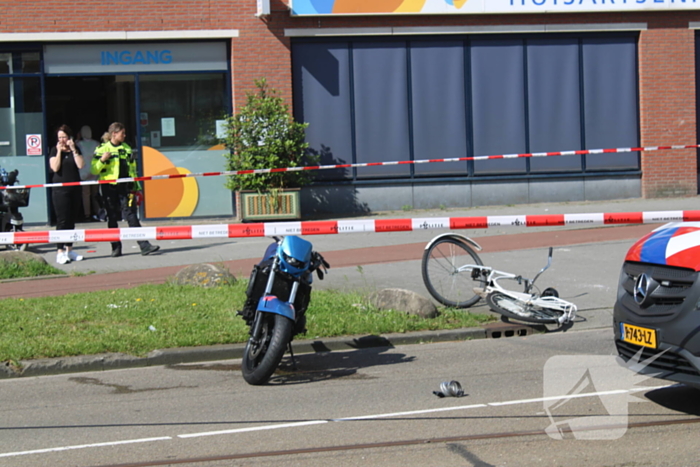 Fietser gewond bij aanrijding met motorrijder