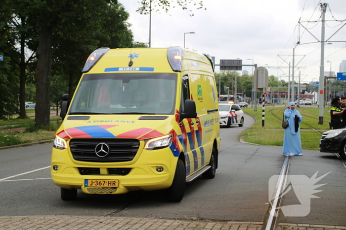 Tram in botsing met personenauto