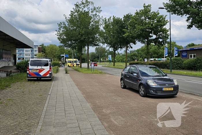 Fietser aangereden door auto