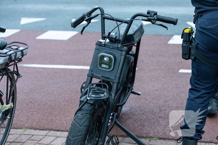 Opzittenden fatbike gewond bij botsing met auto