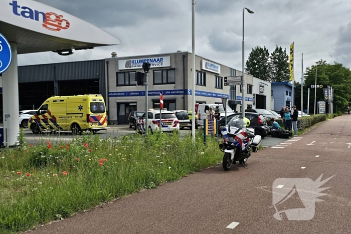 Scooterrijder gewond bij aanrijding met auto