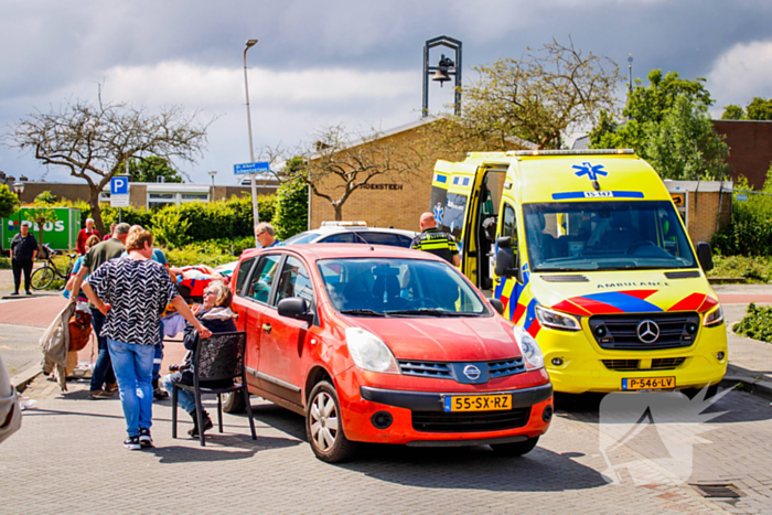 Fietser zwaargewond bij aanrijding met auto