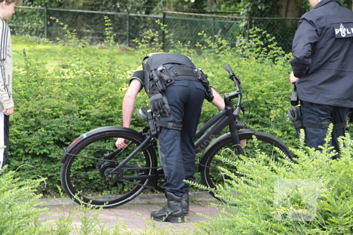 Brommobiel klapt op fietser