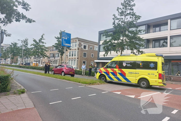 Fietser gewond bij botsing met auto