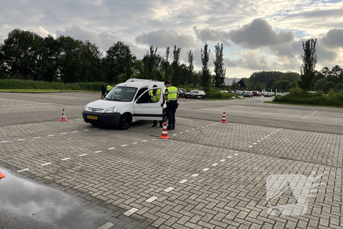 Politie controleert vele automobilisten