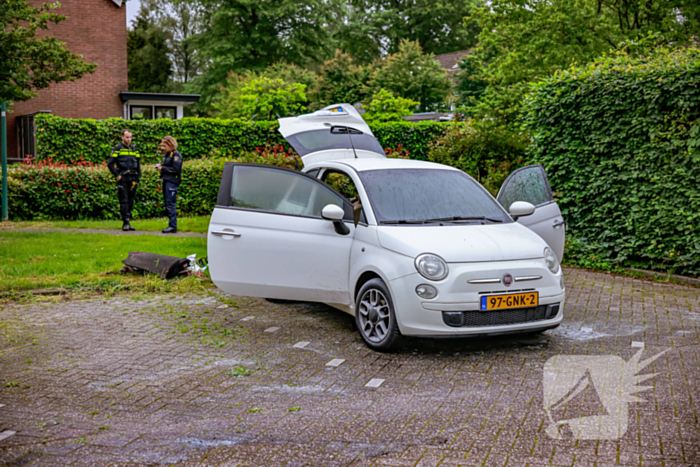 Forensische opsporing Doet onderzoek naar autobrand