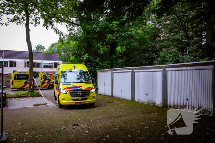 Gewonde bij ongeval met auto in garagebox