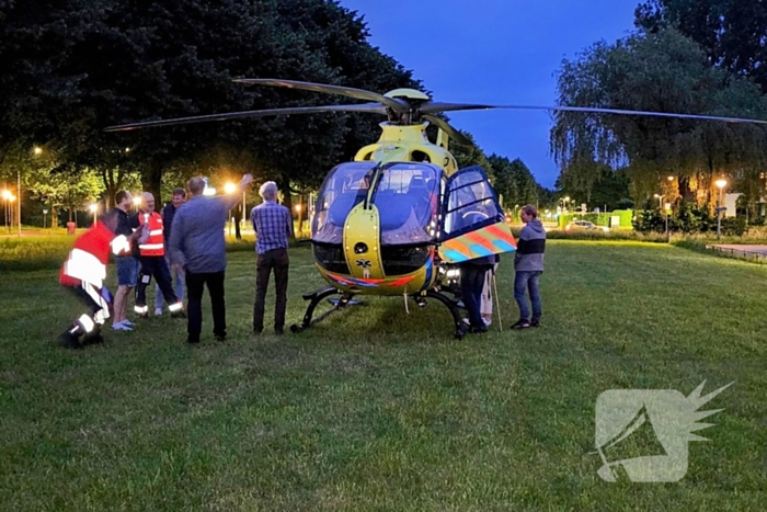 Traumahelikopter brengt specialistische arts naar ziekenhuis