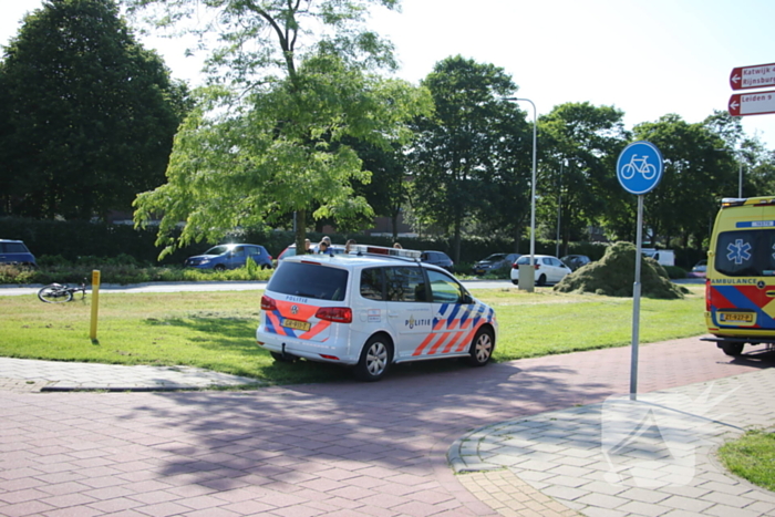 Weer een fietser aangereden op rotonde