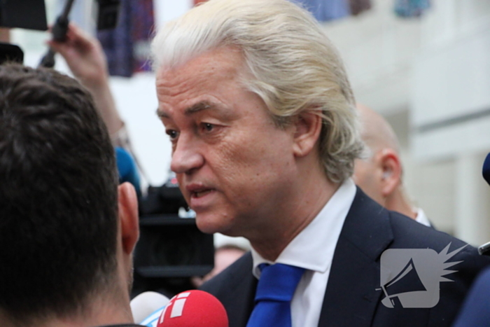 PVV-leider Wilders brengt stem uit voor Europees Parlementsverkiezing