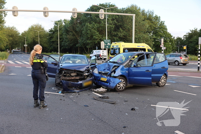 Forse schade bij botsing meerdere voertuigen