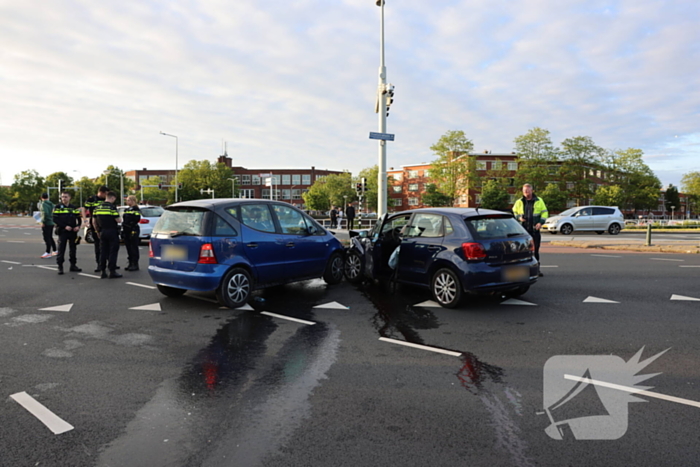 Forse schade bij botsing meerdere voertuigen