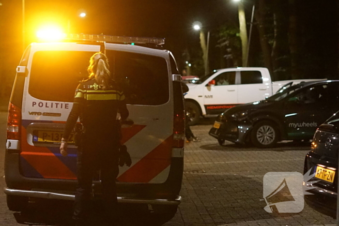 Schade na botsing tussen twee voertuigen