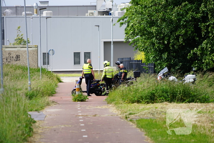 Scooterrijder belandt in sloot tijdens achtervolging