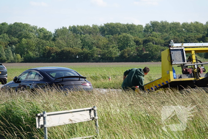 Camper klapt achterop personenauto