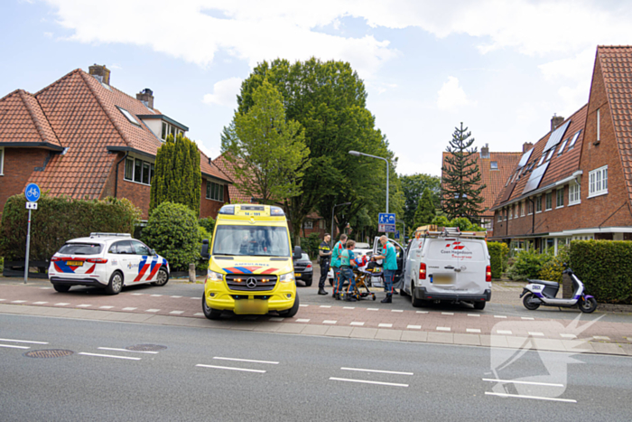 Een gewonde bij kop-staart ongeval